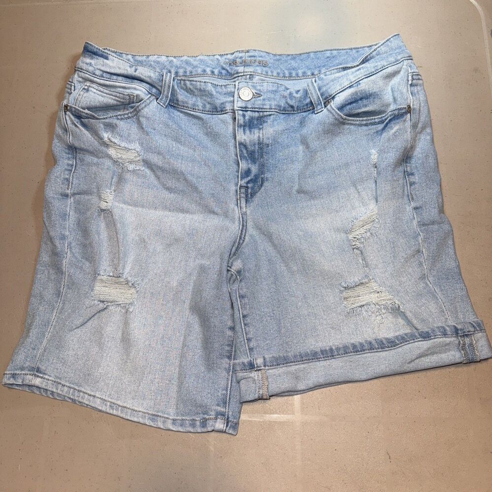 Maurices Jean Shorts Womens 18W High Rise Stretch Distressed Denim - 9” Inseam